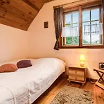 Holiday home 3 Bedroom Nice Home In Sterlawki Male